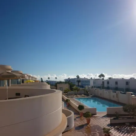 Apartment Riviera Park 1a - 1st Floor - 2 Bedrooms - Air Con - Wi-fi - Uk Tv *